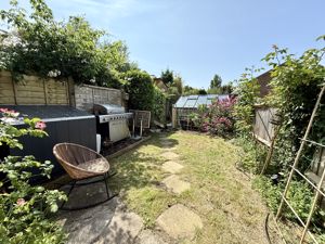 Photo 21- click for photo gallery